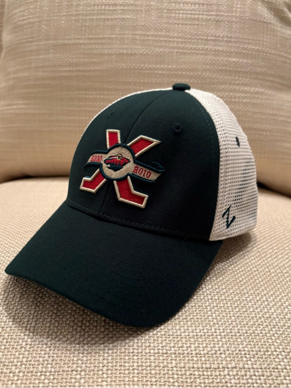 Minnesota Wild NHL 10th Anniversary Zephyr Z Fit Hat/Green White Mesh Side Logo
